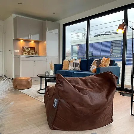 بوتيل Houseboat In ريبنيتس-دامغارتن